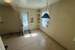 12000 Wayland Ave, Loveland, OH 44111 - Photo 8
