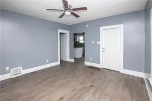 2391 27th St SW, Akron, OH 44314 - Photo 10