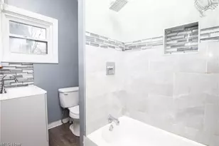 2391 27th St SW, Akron, OH 44314 - Photo 6