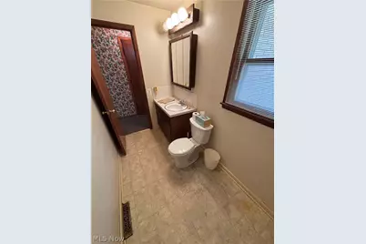 1031 Chevelle Drive, Akron, OH 44319 - Photo 16