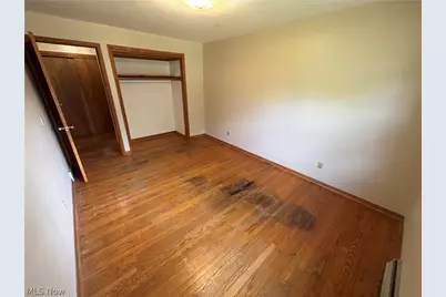 1031 Chevelle Drive, Akron, OH 44319 - Photo 8