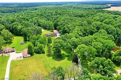 17655 Ellsworth Road, Lake Milton, OH 44429 - Photo 8