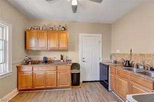 2095 Wyandotte Ave, Oakwood, OH 44107 - Photo 24