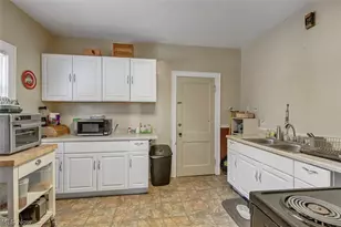 2095 Wyandotte Ave, Oakwood, OH 44107 - Photo 8