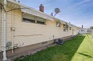 2810 Utica Ave, Lorain, OH 44052 - Photo 18