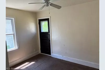 11905 Shadeland Avenue, Loveland, OH 44108 - Photo 10