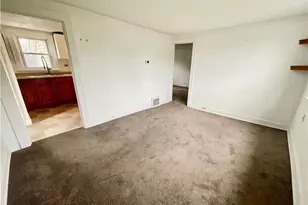 2433 Tuxedo Ave, Parma, OH 44134 - Photo 18