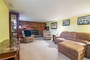 119 Sherwood Dr, Williamstown, WV 26187 - Photo 34