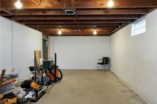 9837 Betty Ln, Elyria, OH 44035 - Photo 24