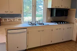 7447 Sylvan Dr, Kent, OH 44240 - Photo 6