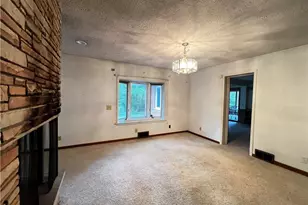7447 Sylvan Dr, Kent, OH 44240 - Photo 2