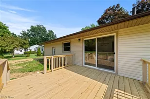1709 Berna Rd, Green, OH 44312 - Photo 6