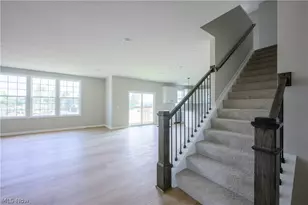 8010 Echo Hill Manor Dr, Mentor, OH 44060 - Photo 14