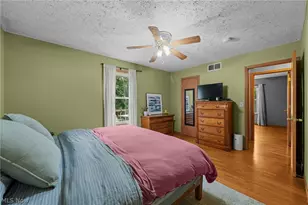 77 29th St NW, Barberton, OH 44203 - Photo 22