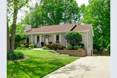 408 Abbyshire Road, Akron, OH 44319 - Photo 2