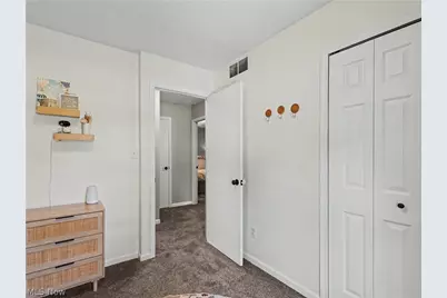 408 Abbyshire Road, Akron, OH 44319 - Photo 22