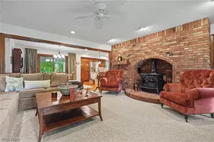 115 Queens Ln, Canfield, OH 44406 - Photo 6