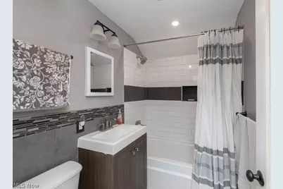 14212 Gramatan Avenue, Loveland, OH 44111 - Photo 8