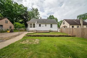 324 Melrose Ave, Boardman, OH 44512 - Photo 6