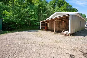 26601 Huckleberry Rd, Coolville, OH 45723 - Photo 4