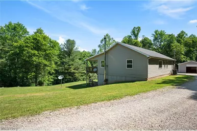 26601 Huckleberry Road, Coolville, OH 45723 - Photo 20