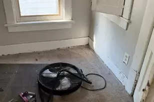 759 Fern St, Akron, OH 44307 - Photo 10