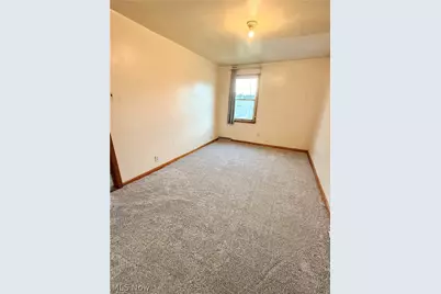 403 Summit Avenue, Mingo Junction, OH 43938 - Photo 8