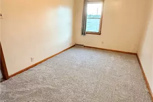 403 Summit Ave, Mingo Junction, OH 43938 - Photo 8