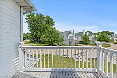 282 Vista Circle, North Olmsted, OH 44070 - Photo 12