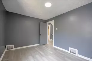 799 Fess Ave, Akron, OH 44307 - Photo 20
