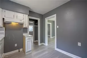 799 Fess Ave, Akron, OH 44307 - Photo 12