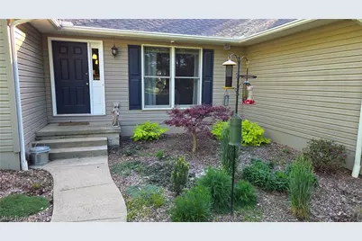 239 Cornes Road, Little Hocking, OH 45742 - Photo 2