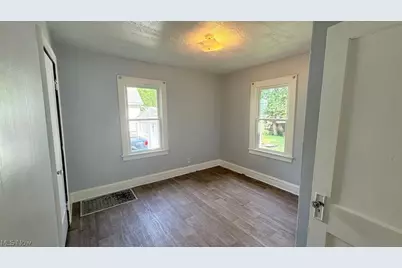 1083 Stroman Avenue #A, Akron, OH 44306 - Photo 12