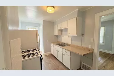 1083 Stroman Avenue #A, Akron, OH 44306 - Photo 10