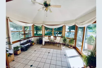 869 Moss Canyon Drive, Amherst, OH 44001 - Photo 8