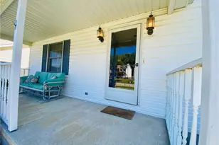 869 Moss Canyon Dr, Amherst, OH 44001 - Photo 4