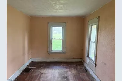 14065 Burden Road NE, Alliance, OH 44601 - Photo 6