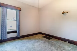 174 Elm St, Leetonia, OH 44431 - Photo 26
