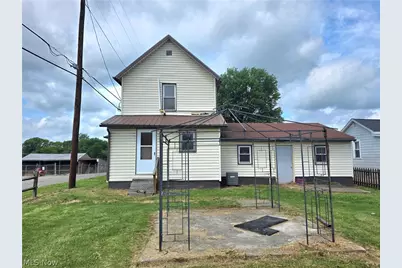 2380 S Lawn Avenue, Coshocton, OH 43812 - Photo 4