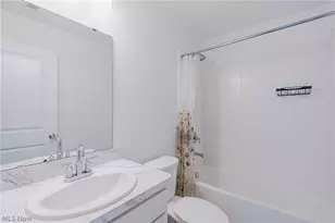 434 Douglas St, Akron, OH 44307 - Photo 20