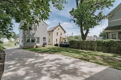 434 Douglas Street, Akron, OH 44307 - Photo 28