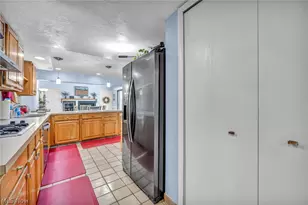 410-29 Willow Cir, Aurora, OH 44202 - Photo 12