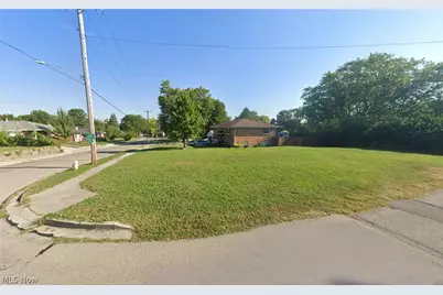 901 Orchard Drive, Dayton, OH 45419 - Photo 2