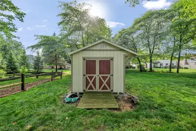 1785 Holdens Arbor Run, Westlake, OH 44145 - Photo 8