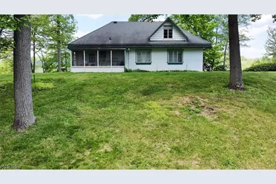 8690 US Route 62, Killbuck, OH 44637 - Photo 2