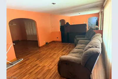 1803 Plum Street, Steubenville, OH 43952 - Photo 2
