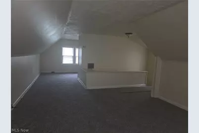 815 Russell Avenue, Akron, OH 44307 - Photo 22