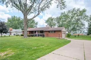6145 Hollydale Ave NE, Canton, OH 44721 - Photo 42