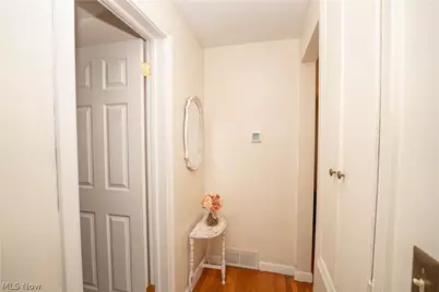 6145 Hollydale Avenue NE, Canton, OH 44721 - Photo 30
