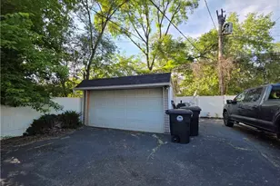 8817 Blaine Ave, Loveland, OH 44106 - Photo 16